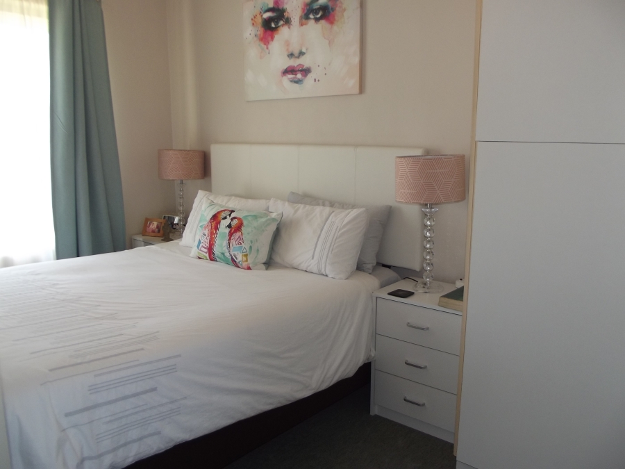 To Let 1 Bedroom Property for Rent in Churchill Estate Western Cape